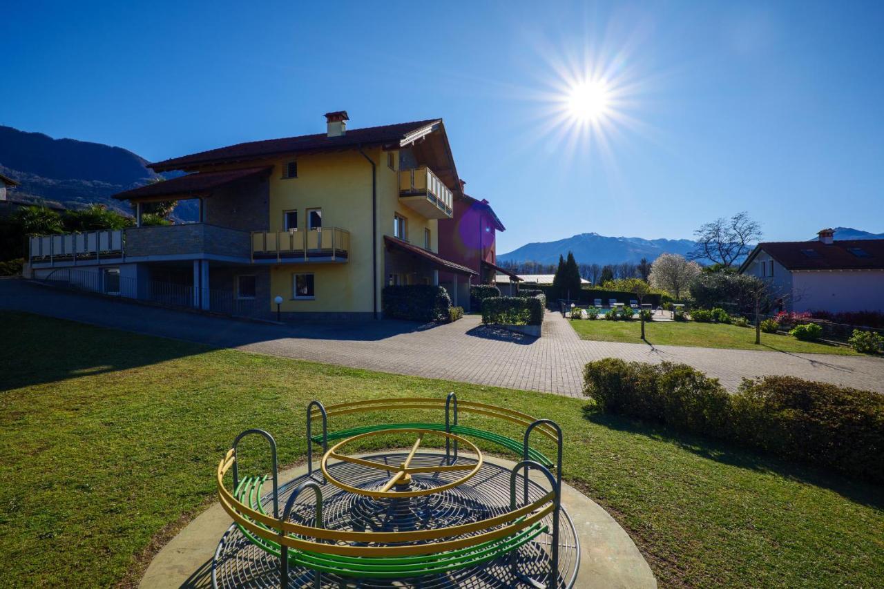 Residence Girasole Casa Rossa B Colico Exterior foto